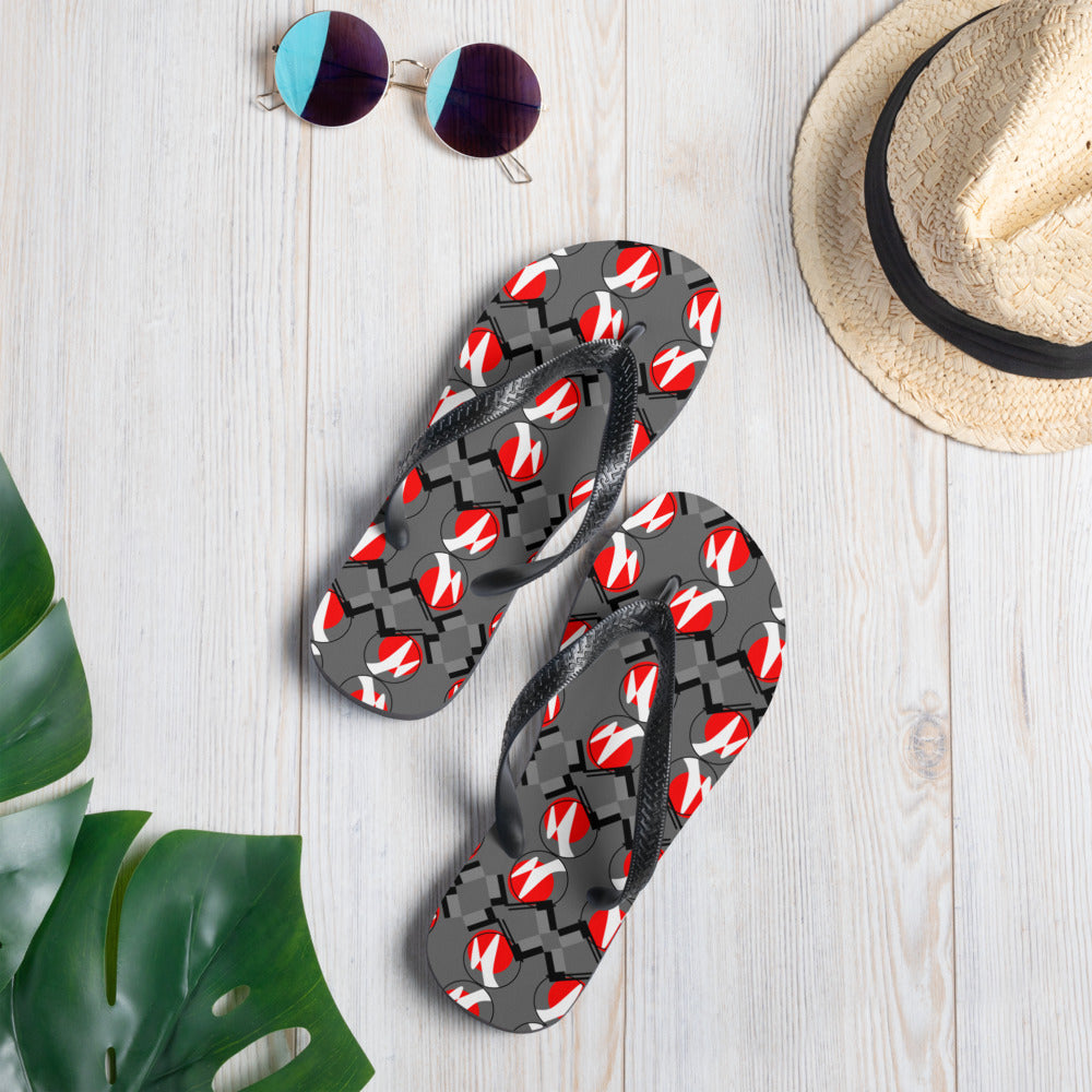 Origen Destination |On-Arrival Point of Origen Women's Gray Flip-Flops