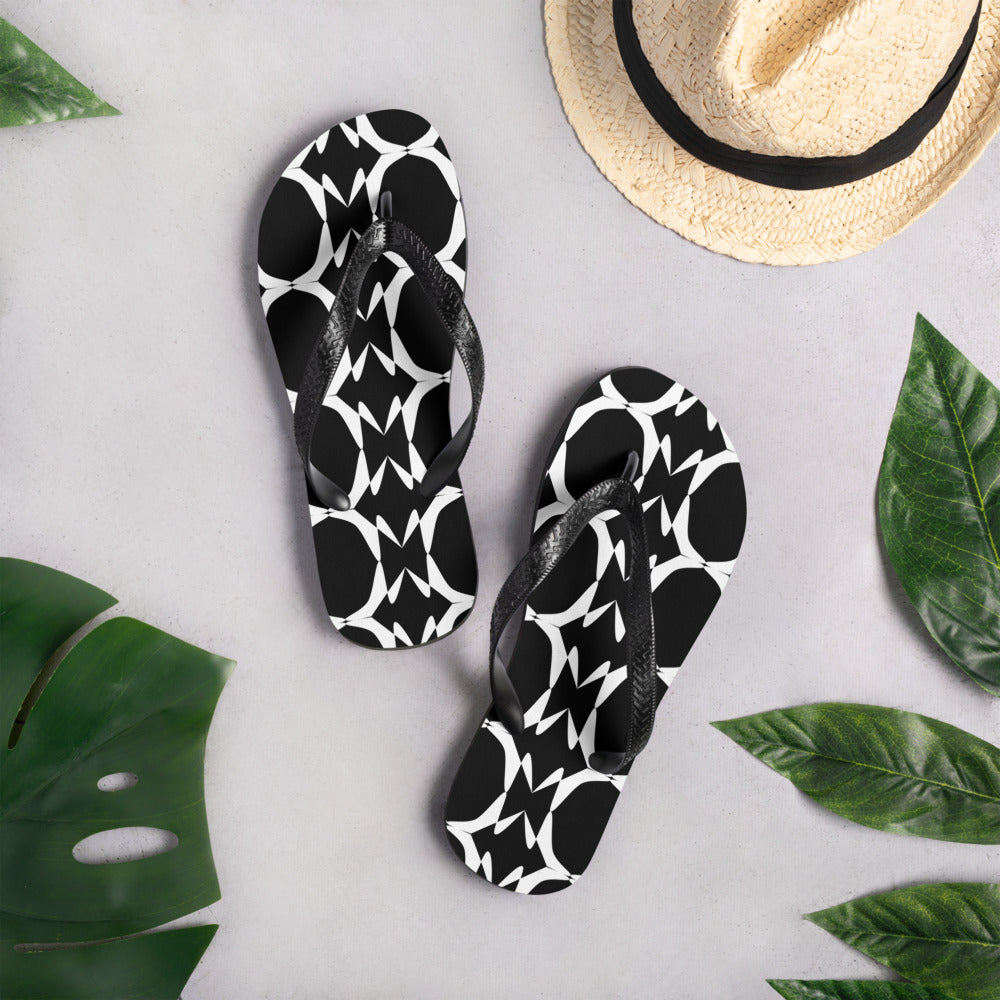 Origen Destination |On-Arrival Point of Origen Women's Black/White Flip-Flops