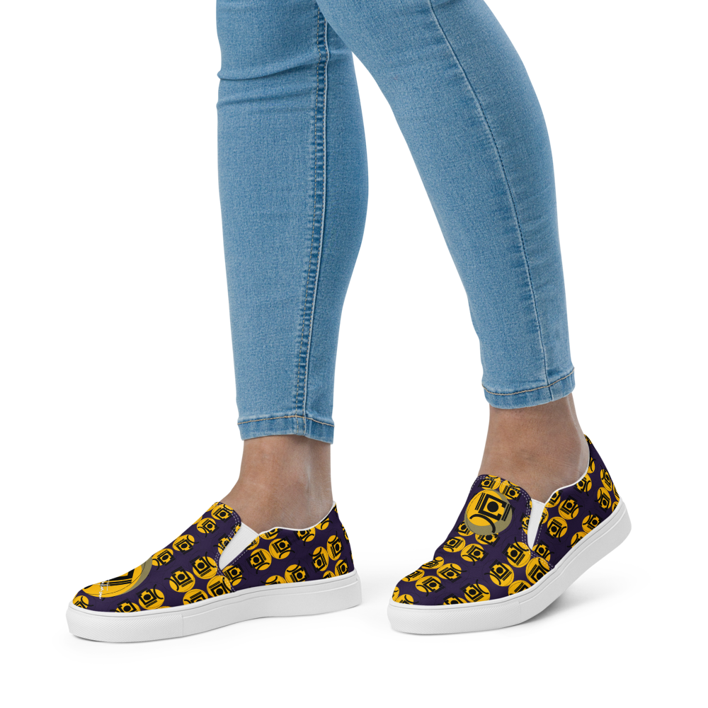 Origen Destination Signature Women’s slip-on canvas (DPurp-Gld)